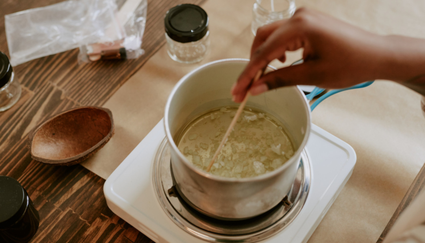 Quel kit choisir pour fabriquer une bougie maison ?